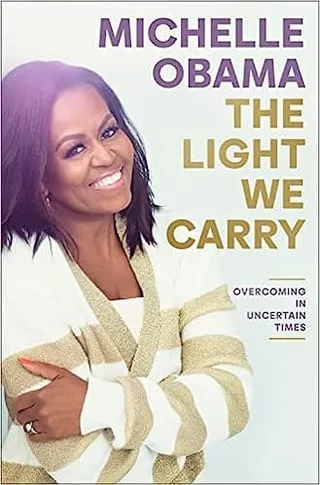 Couverture du livre The light we carry